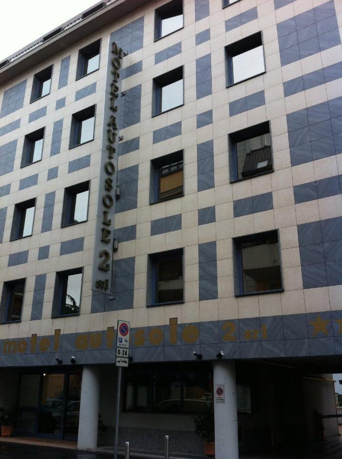 Autosole 2 Hotel มิลาน ภายนอก รูปภาพ