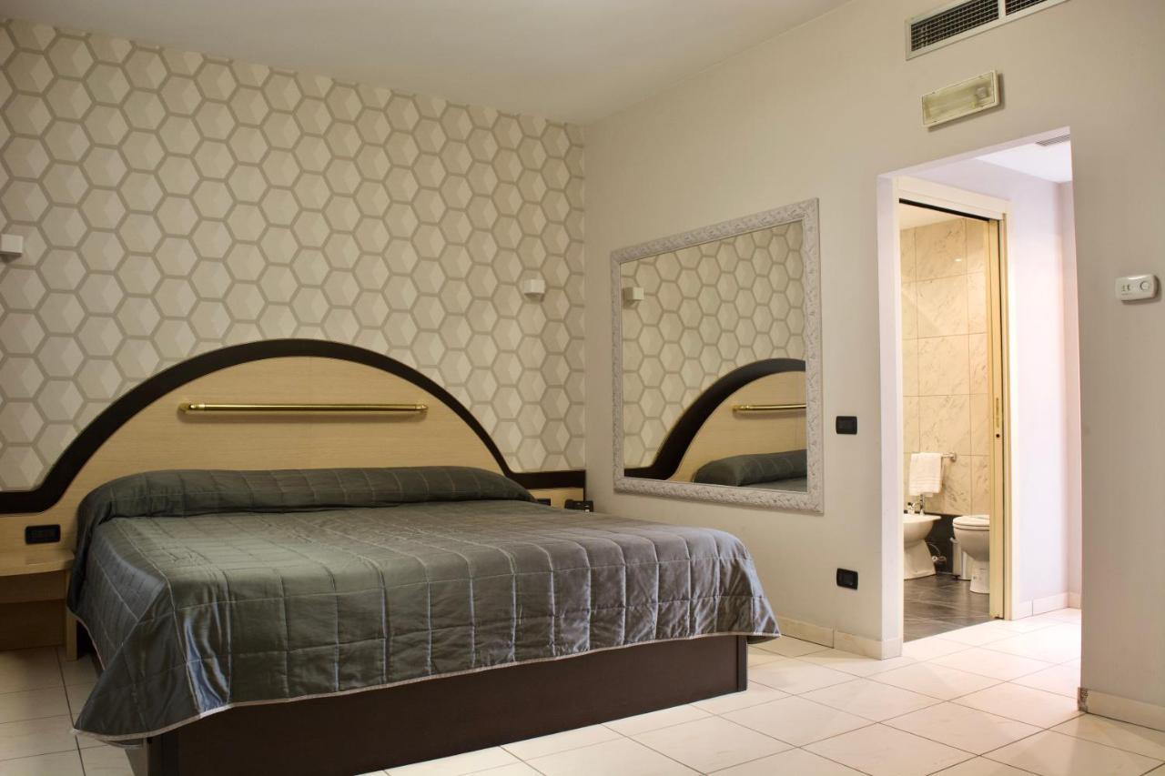 Autosole 2 Hotel มิลาน ภายนอก รูปภาพ